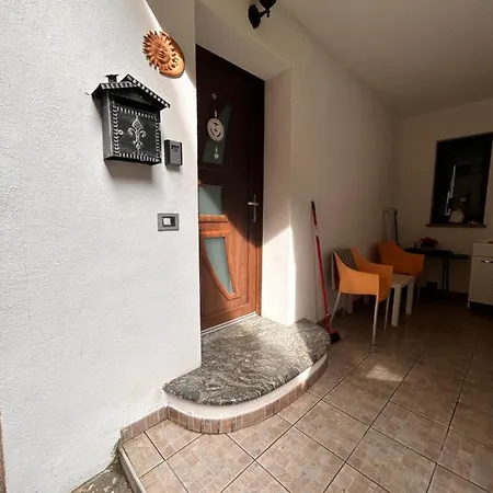 La Casetta Sul Ponte Apartment *